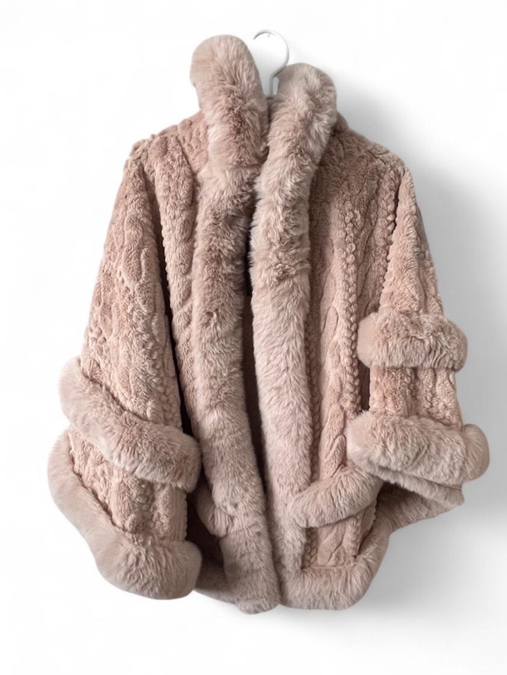 Brand New Rachel Zoe Women's Plush Faux Fur Coat - One Size (Tan)